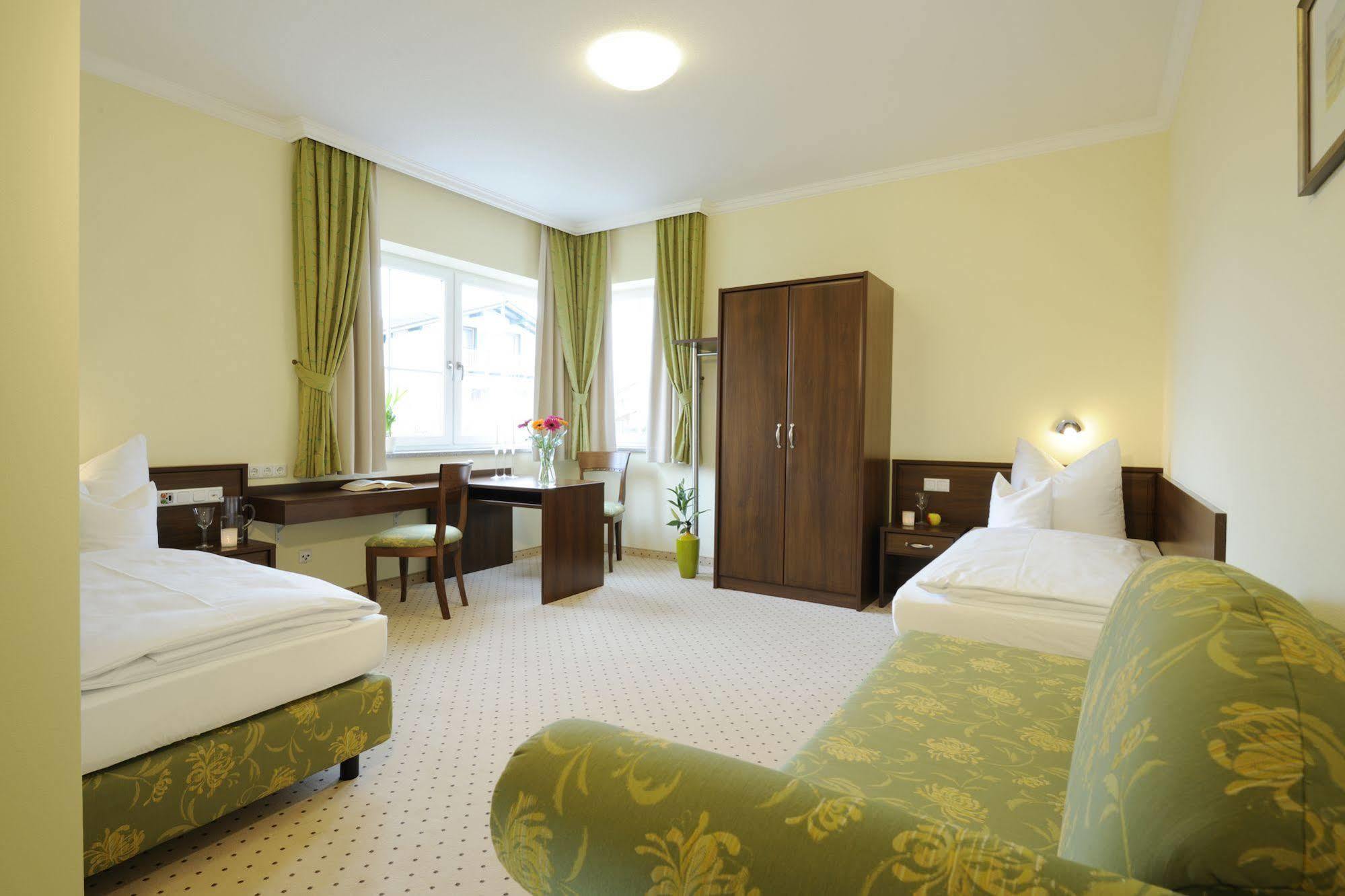 Hotel Inspiration Garni Tittmoning Esterno foto