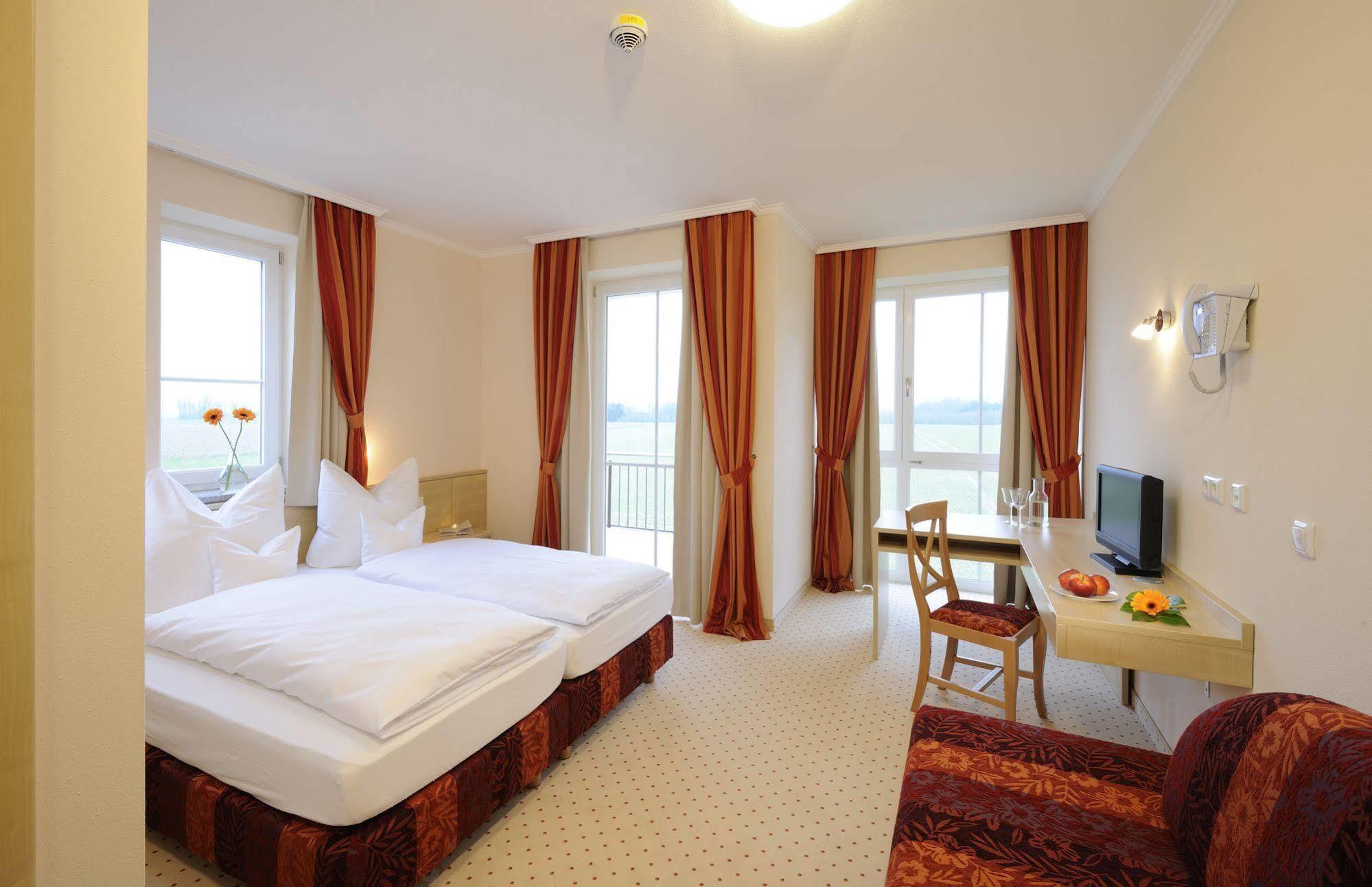 Hotel Inspiration Garni Tittmoning Esterno foto
